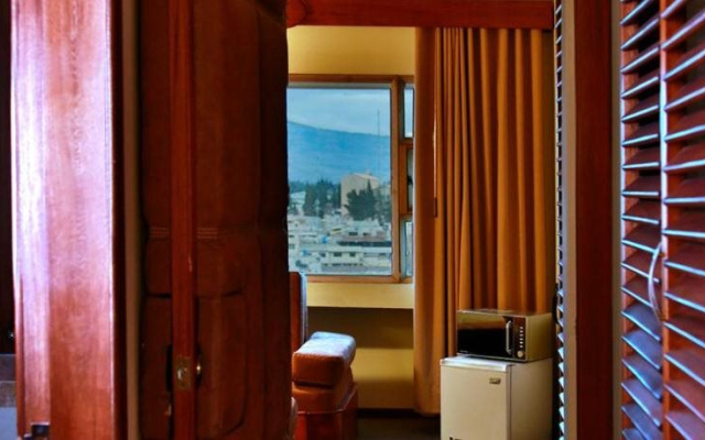 Hotel Zeus
