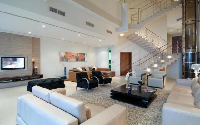 The Dragon Hotel & Resort & Sea Loft Chalets