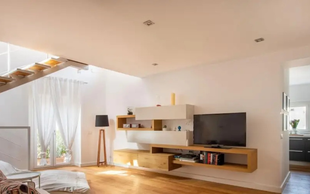 Vittorio Emanuele Apartment with Terrace by Wonderful Italy