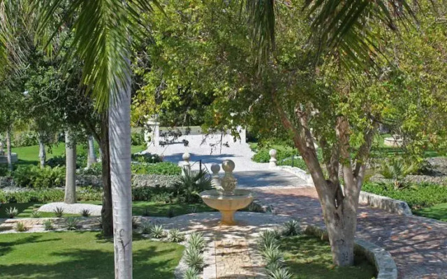 Villa Blanca