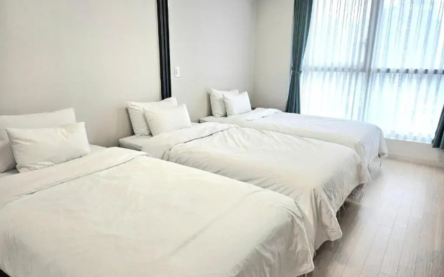 Grandbleu Hotel & Residence