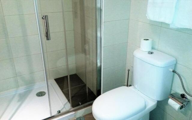 Torre 6- Vista Cidade, Aconchegante, 80mt Praia, Wifi