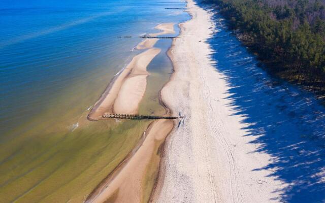 Holiday Resort With Sauna and Jacuzzi, Mielenko