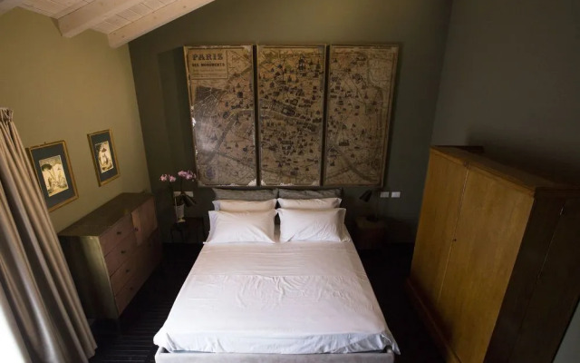 Palazzo Gozzi Bed  Beauty