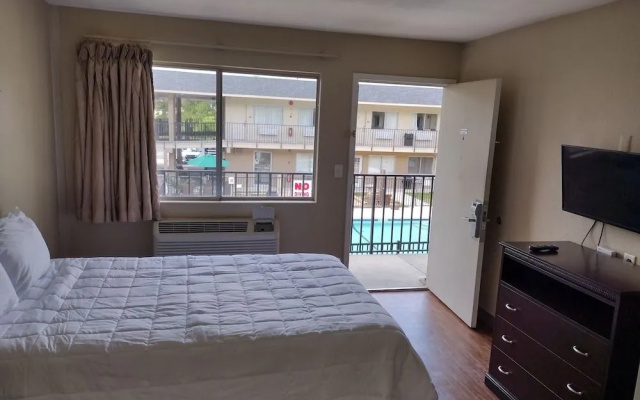 Fairbridge Inn & Suites Richmond Hill