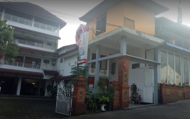 Wisma & Kantin Amanda