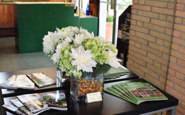 O'Sullivan's On The Lake Motel