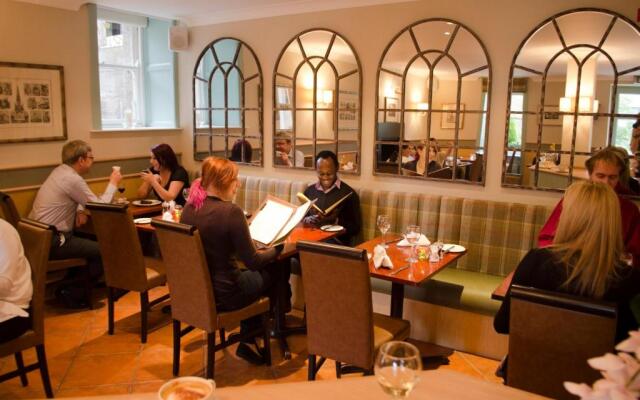 Parliament House Hotel