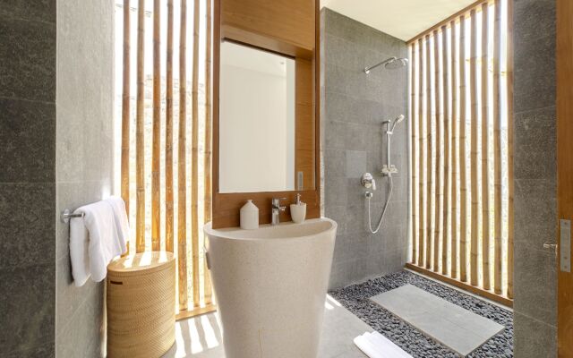 Selong Selo Resort and Residences