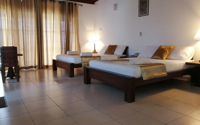 Kandy Highland Hotel