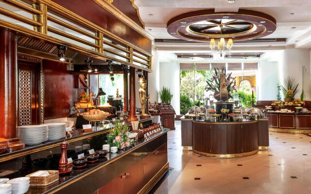 Mercure Mandalay Hill Resort