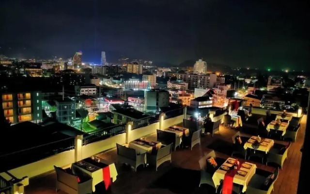 Patong Green Mountain Hotel, Phuket