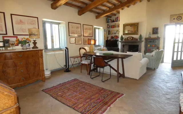 SCAPPO IN UMBRIA, Casale Monti