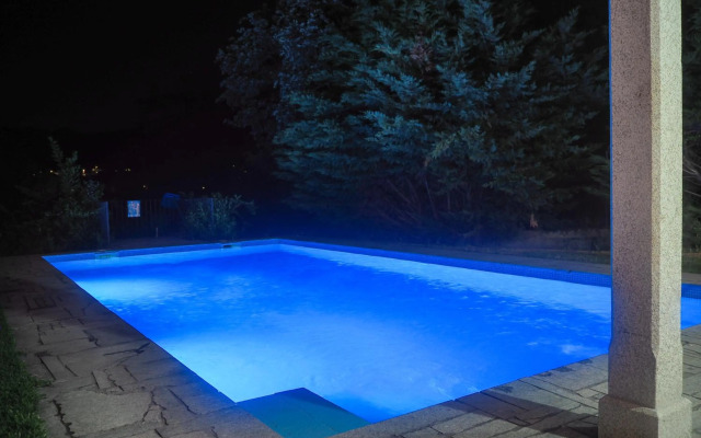 Espectacular Casa con Piscina en Allariz