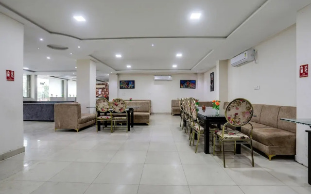 Fabhotel Orchid