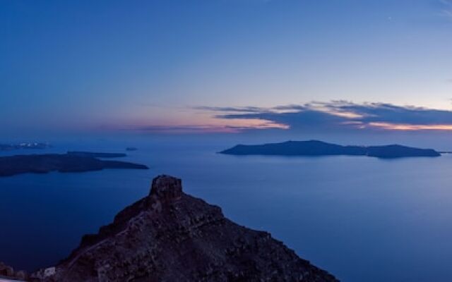 Azure Villa Santorini