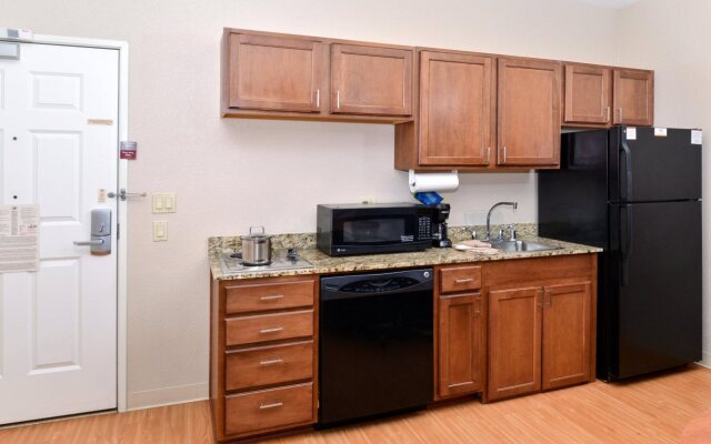 Candlewood Suites Turlock by IHG