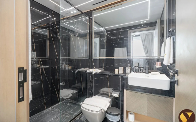 Binghatti 7min Sky Dubai 3 min Cirle Mal