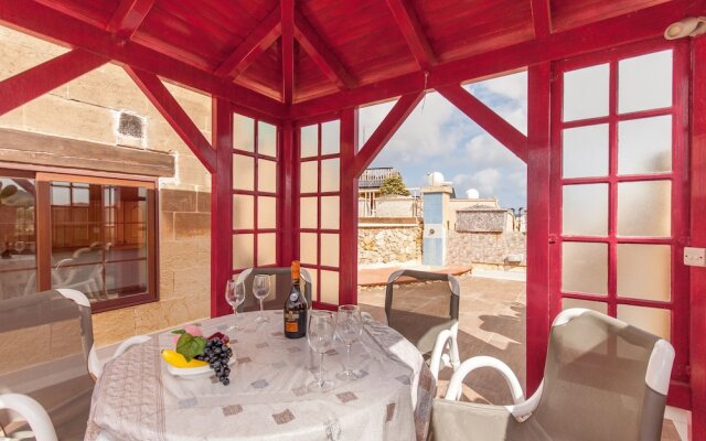 Gozitan Farmhouse Pool & Jacuzzi - PP 2