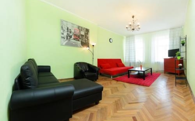 Apartments Next to Kazan Cathedral