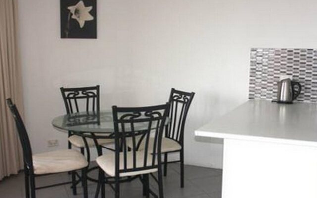Mylos Holiday Apartments
