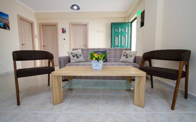 Nijay Apartments No 2 First Floor Front Quiet Location