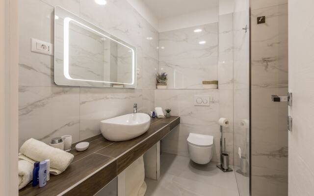 Carmen - 2 Bedroom Apartment - Downtown
