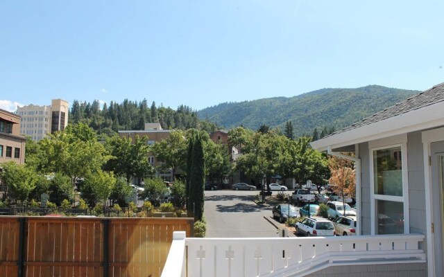 The Pioneer - Craftsman House