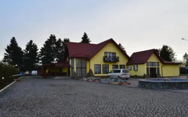 Hotel Fiyesta