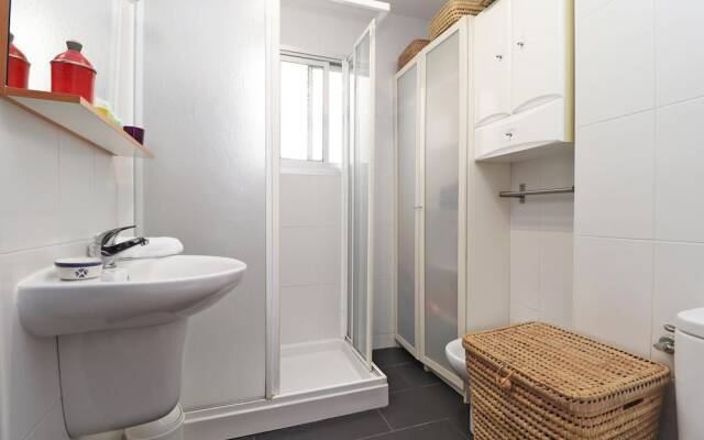 Del Parque Flats Castillo