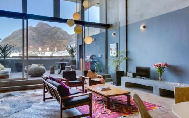 Leyden House Loft Apartment