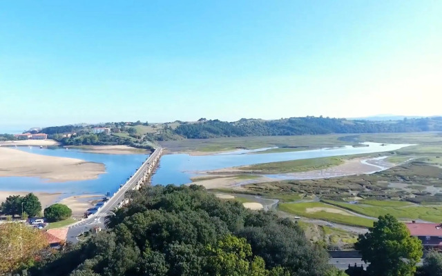 Apartamento Llerandi A: Céntrico y completamente reformado