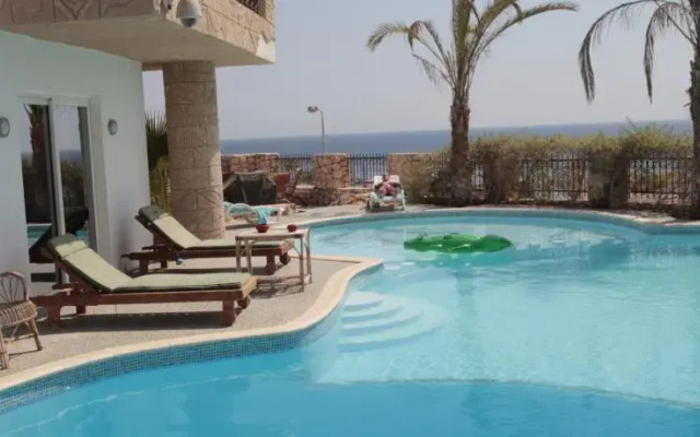 Villa Sharm - Luxury Beach Side Private Villa