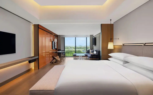 Renaissance Beijing Haidian Hotel