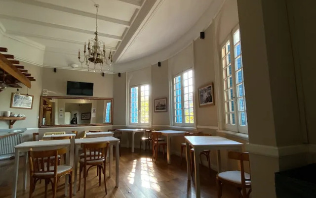 Hotel Vicente Lopez