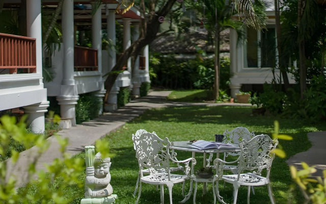 Lemon House