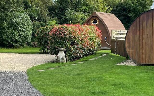 Beautiful Twin Glamping Pod in Salisbury