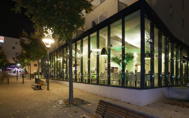 Residhome Apparthotel Paris Massy