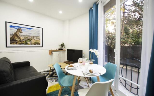 GuestReady - Bright and Spacious Apartment near Eiffel Tower