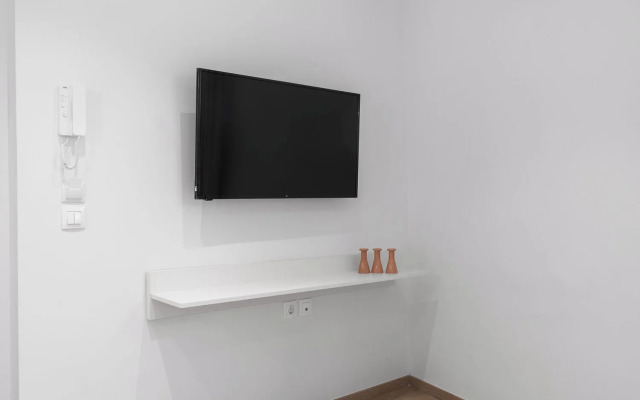 V1 Boutique Residences, Nilie Hospitality MGMT