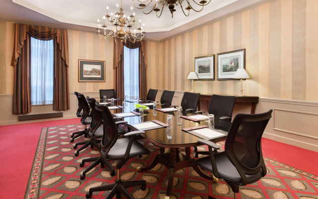 DoubleTree by Hilton Philadelphia Center City