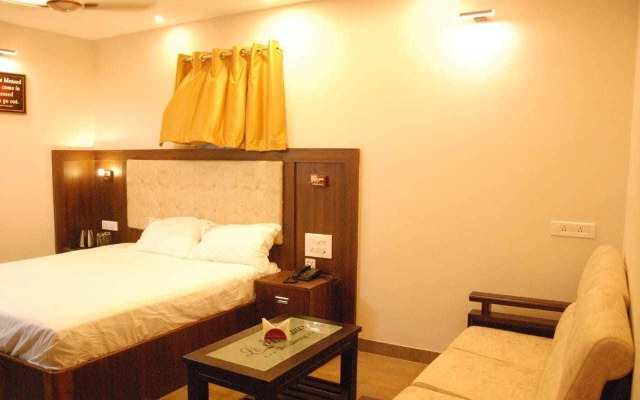 Le Emmaus Residency