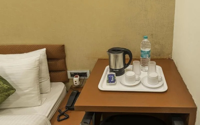 Treebo Saravana Boutique Inn