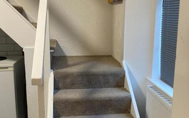 Glenashdale 28 a 1/R Boyd Street Largs Ka308le