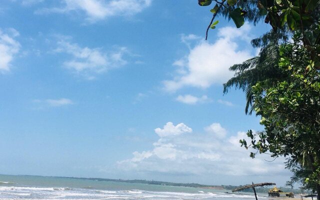 Azura Beach Resort