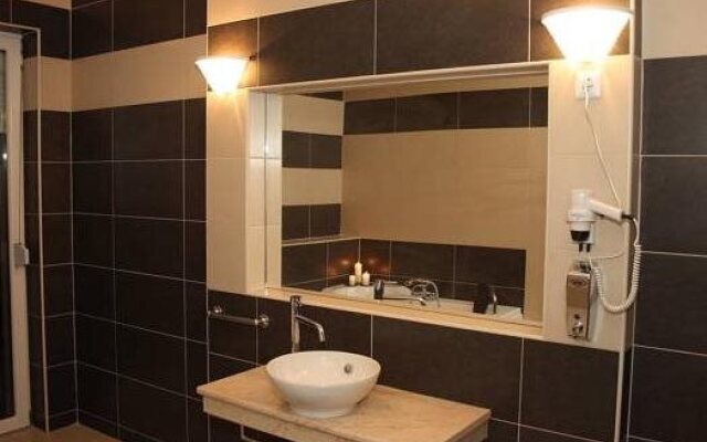 Sebestyén Apartmanház-Motel