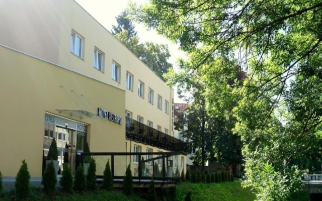 Hotel Metropol CB
