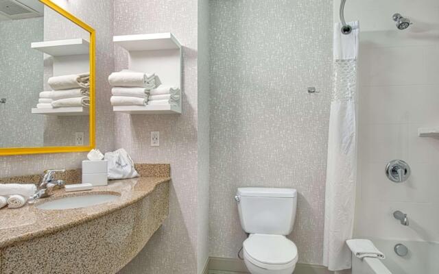 Hampton Inn And Suites Hemet