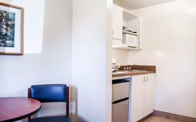 Tampa Bay Extended Stay Hotel