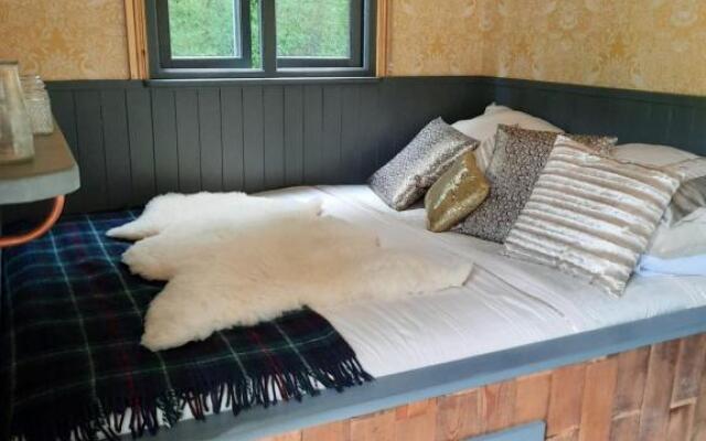 Barnacre Retreats